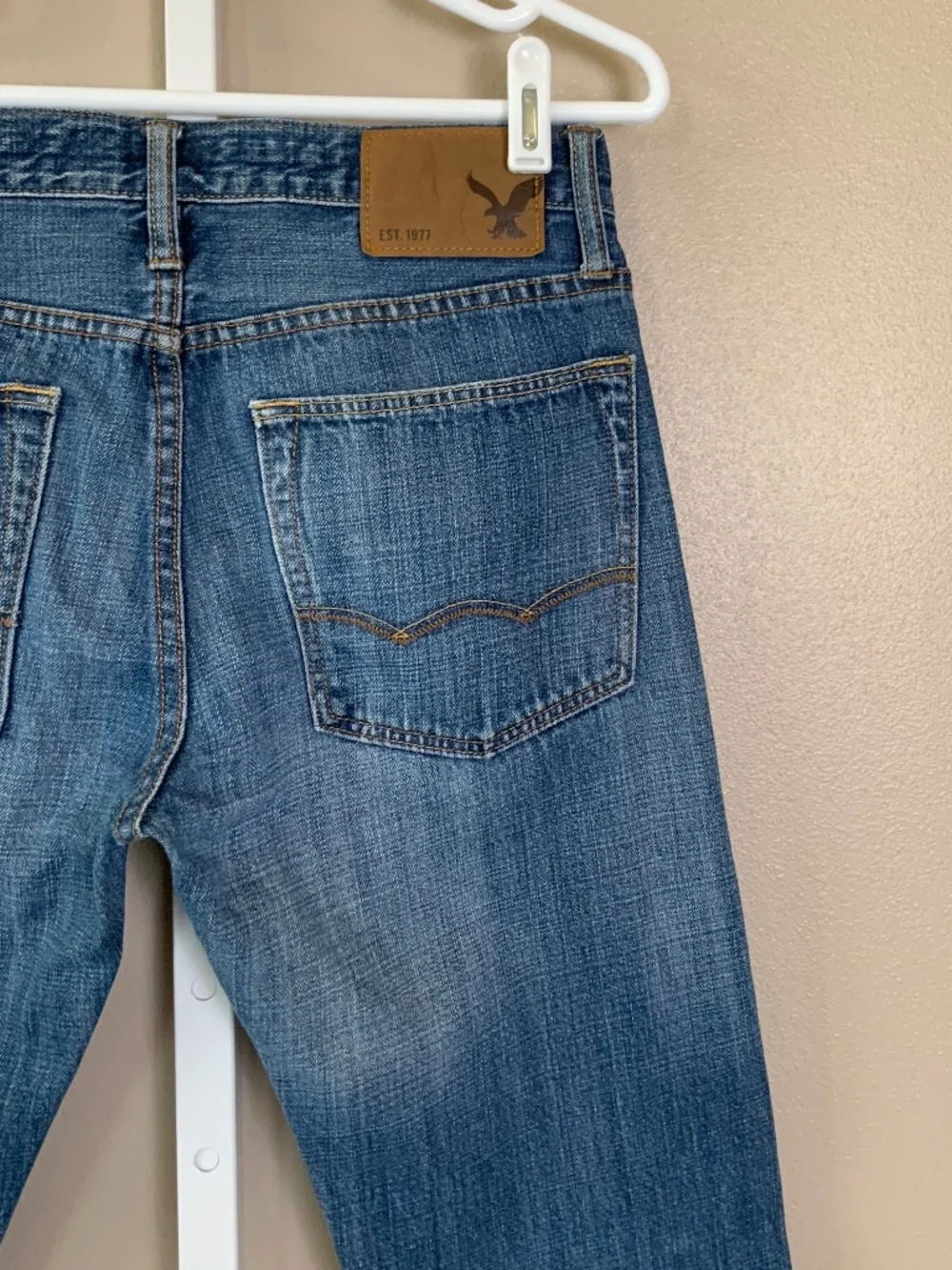 American Eagle Distressed Wash Slim Jeans